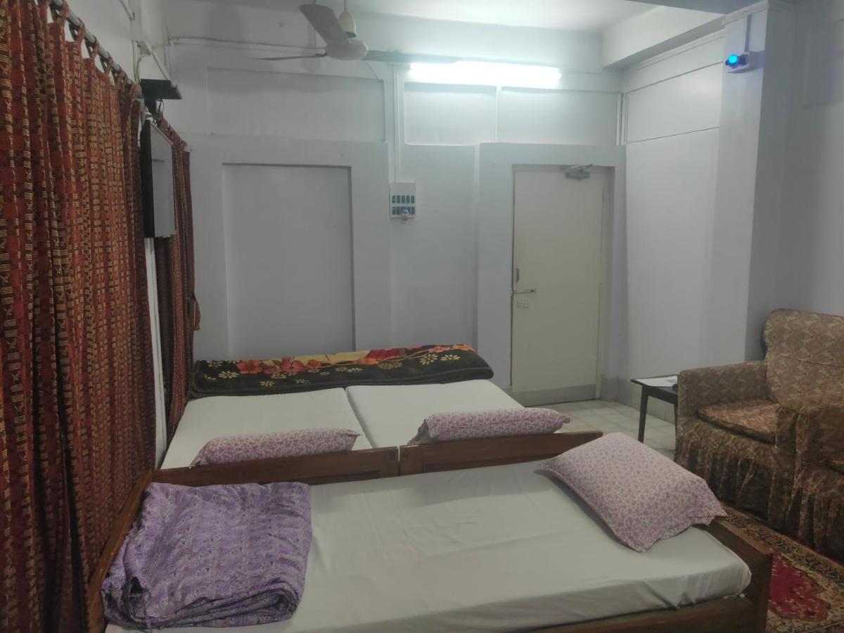 Chaiti Lodge - Santiniketan Bolpur Buitenkant foto